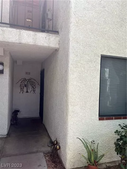1701 E Katie Ave #93, Las Vegas, NV 89119