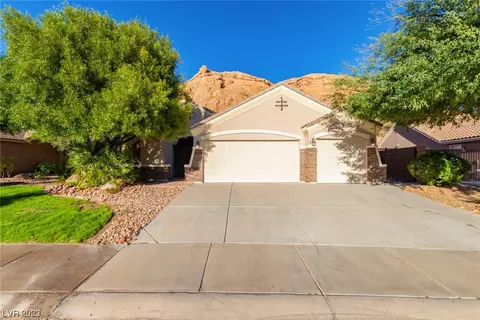 450 Raven Way, Mesquite, NV 89027