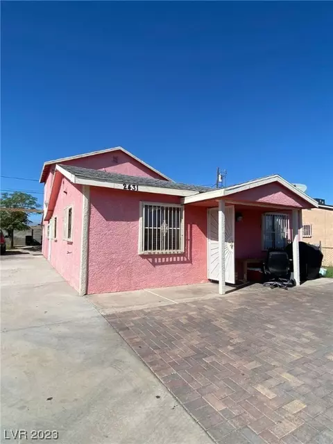 2431 Arrowhead St, North Las Vegas, NV 89030