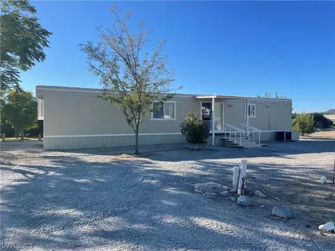 1420 W Dyer Rd, Pahrump, NV 89048