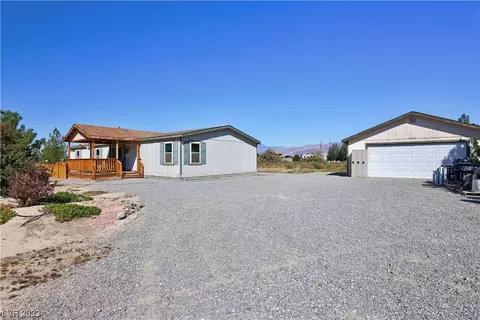 5030 E Navajo Blvd, Pahrump, NV 89061