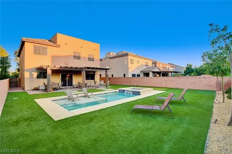 5631 Belgrano Vista Dr, Las Vegas, NV 89118