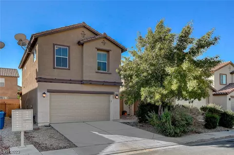 39 Harbor Pines Ct, Las Vegas, NV 89183
