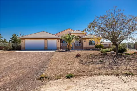 2061 S River Plate Dr, Pahrump, NV 89048