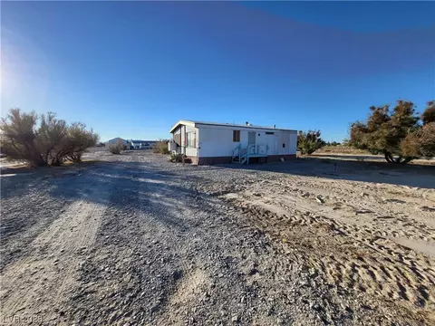 5160 S Golden Valley Ave, Pahrump, NV 89061
