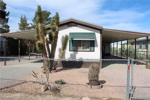250 Powderhorn Ave, Overton, NV 89040
