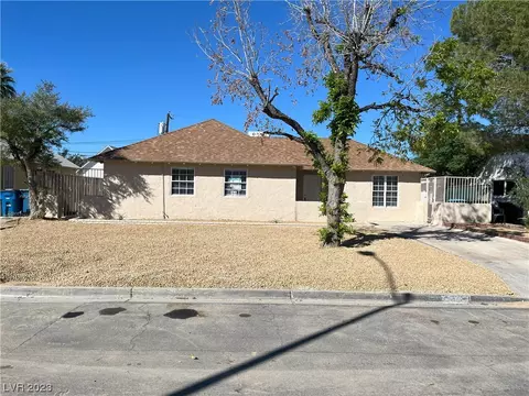 1021 Griffith Ave, Las Vegas, NV 89104