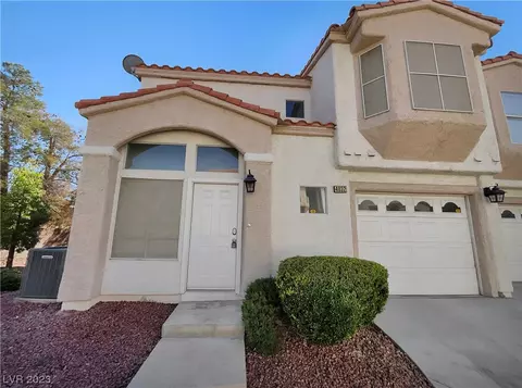 4032 Castle Cove Dr, Las Vegas, NV 89108