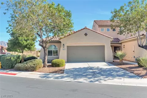 8932 Echo Grande Dr, Las Vegas, NV 89131