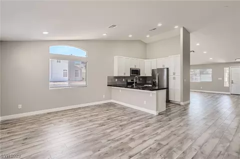 130 Cloudcrest Dr, Henderson, NV 89015 photo 8