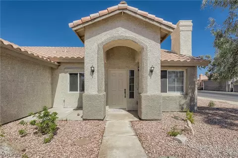 130 Cloudcrest Dr, Henderson, NV 89015 photo 4