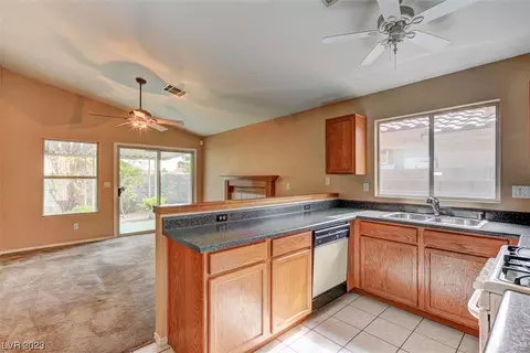 3782 Bossa Nova Dr, Las Vegas, NV 89129