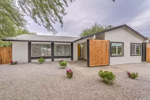 3933 La Cruz Ct, Las Vegas, NV 89110
