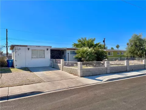 5729 Idle Ave, Las Vegas, NV 89107
