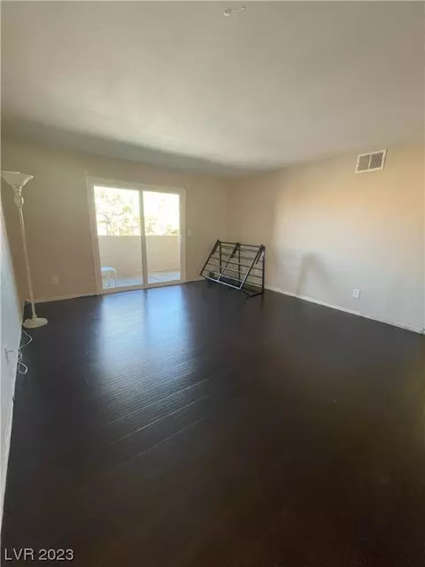 2451 N Rainbow Blvd #2072, Las Vegas, NV 89108