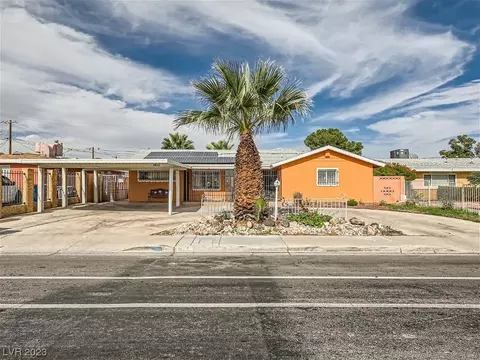 1013 E Saint Louis Ave, Las Vegas, NV 89104