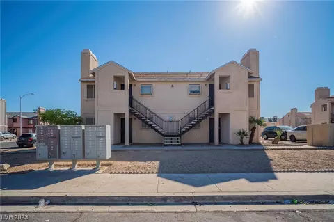 920 Snug Harbor St, Las Vegas, NV 89110