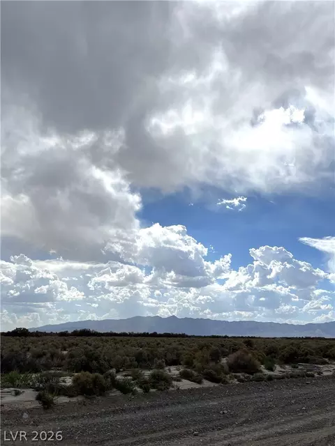 3901 E Gamebird Rd, Pahrump, NV 89048