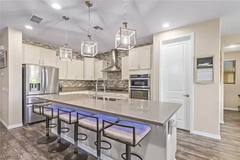 9952 Celestial Cliffs Ave, Las Vegas, NV 89166