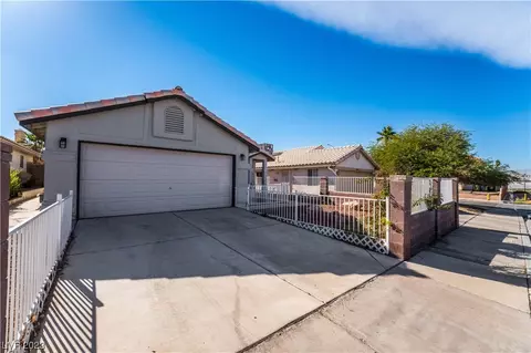 6347 Dallaswood Ln, Las Vegas, NV 89156