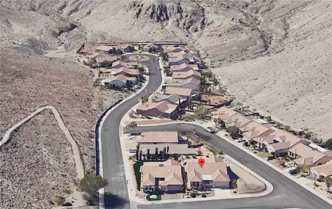 851 Tiger Lake Ave, Henderson, NV 89012