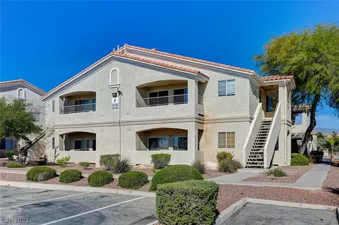 1881 W Alexander Rd #1061, North Las Vegas, NV 89032