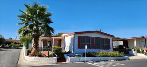 4589 Royal Ridge Way, Las Vegas, NV 89103