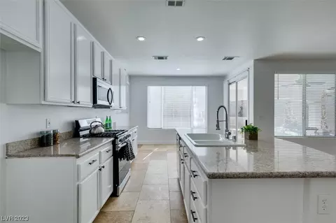 307 Palm Trace Ave, Las Vegas, NV 89148