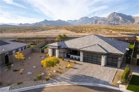725 Banff Grounds St, Las Vegas, NV 89138