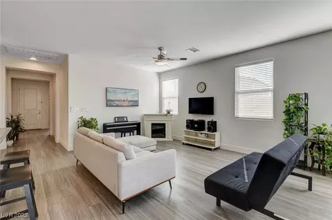 2687 Painted Mist Ct, Las Vegas, NV 89142