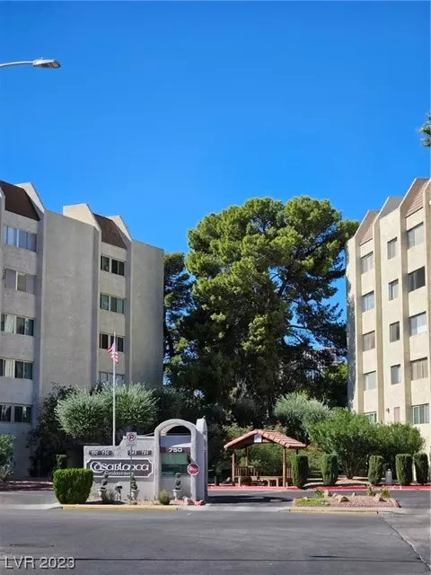 730 S Royal Crest Cir #448, Las Vegas, NV 89169