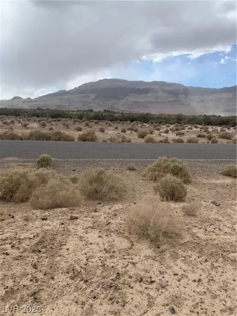 5361 N Timberland Dr, Pahrump, NV 89060