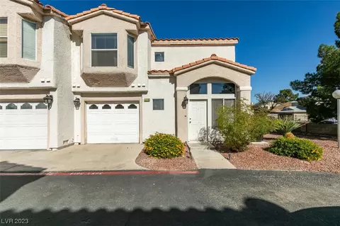 4036 Castle Cove Dr, Las Vegas, NV 89108