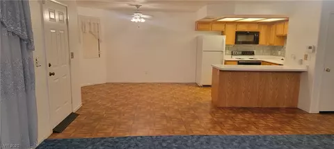 8410 Eldora Ave #1076, Las Vegas, NV 89117