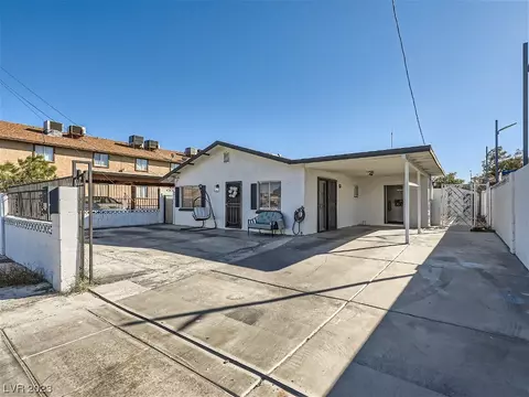 481 Rexford Dr, Henderson, NV 89011