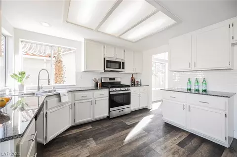 1500 Desert Ridge Ave, North Las Vegas, NV 89031