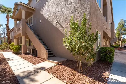 2152 Turquoise Ridge St #205, Las Vegas, NV 89117