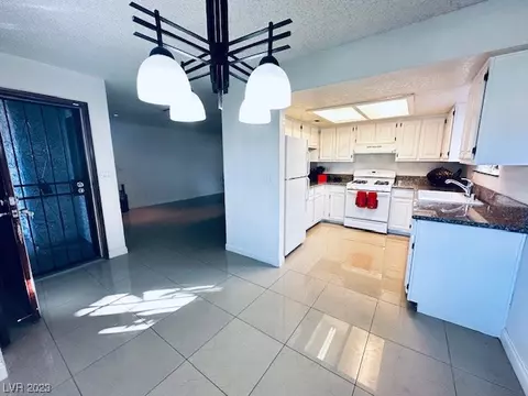 5087 Eldora Ave #1, Las Vegas, NV 89146