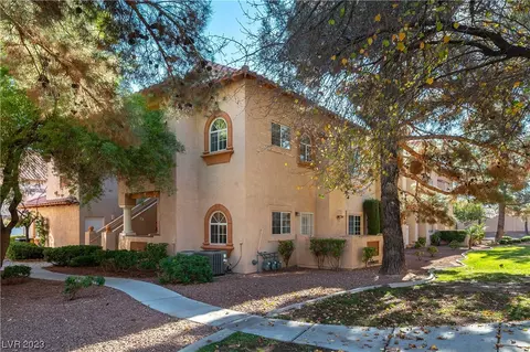 2925 Wigwam Pkwy #1423, Henderson, NV 89074