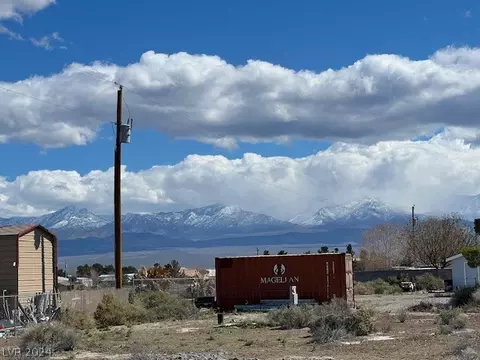 271 Murphy St, Pahrump, NV 89048