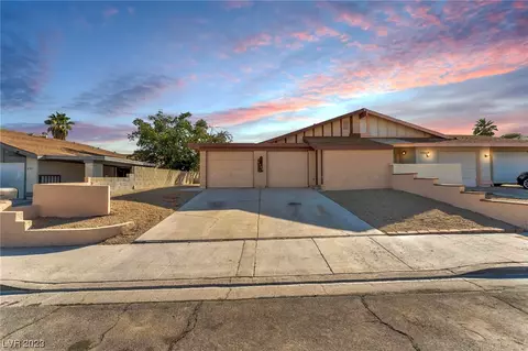 6753 Flora Dr, Las Vegas, NV 89103