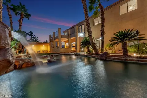 4970 Von Leidner St, Las Vegas, NV 89149