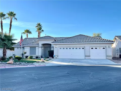 1353 Gallery Oaks Dr, Las Vegas, NV 89123