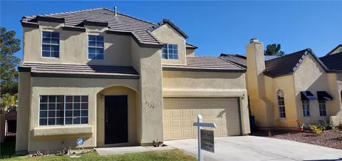 2228 Ladue Dr, Las Vegas, NV 89128