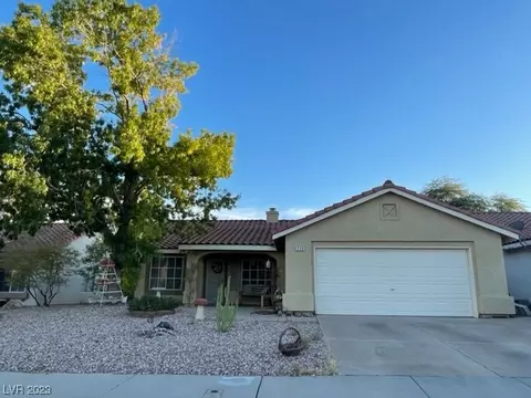 719 Heritage Point Dr, Henderson, NV 89002