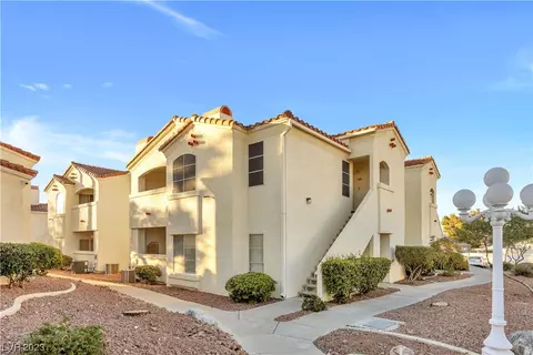 698 S Racetrack Rd #314, Henderson, NV 89015