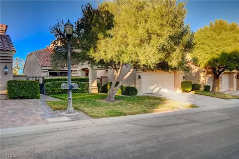 7626 Boca Raton Dr, Las Vegas, NV 89113