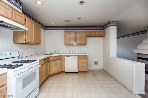 2152 Camel Mesa Dr, Laughlin, NV 89029 photo 9