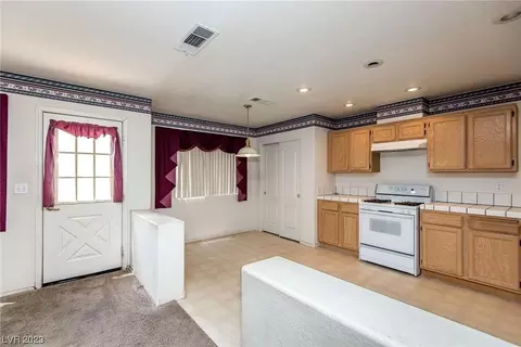2152 Camel Mesa Dr, Laughlin, NV 89029 photo 5