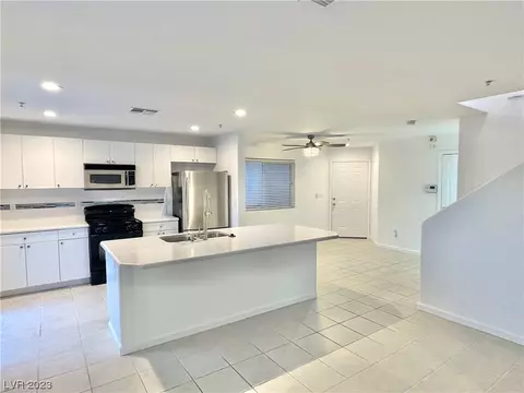 3122 Sunrise Cove Ave, North Las Vegas, NV 89031